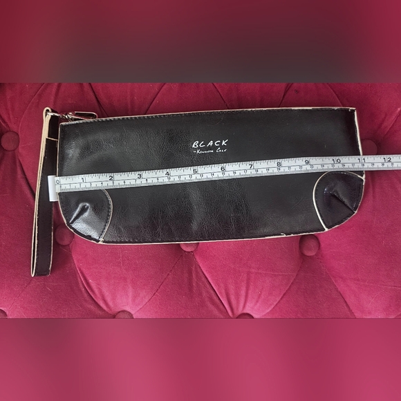 Kenneth Cole Black collection long wide wristlet clutch purse cream trim - Picture 5 of 6